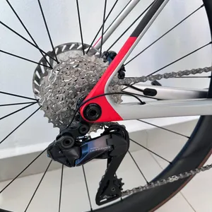 TREK MADONE SL7 Gen 8 — foto 2