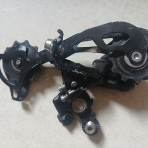Cambio Shimano Alivio 9v usado — foto 2