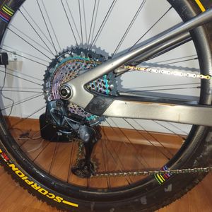 Kona Hei Hei 2024 - Tamanho L - 10.900kg. — foto 4