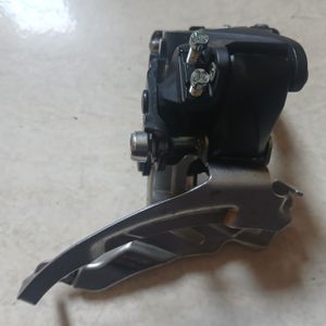 Cambio dianteiro 3V Shimano usado — foto 1
