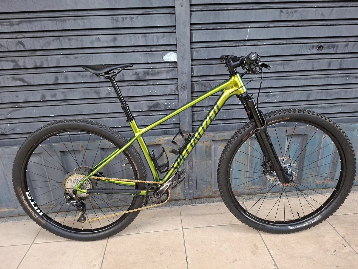 Bike Specialized Chisel M Suspensão SID e kit XT — foto 1